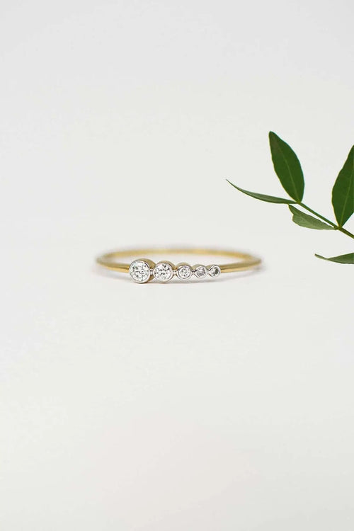 Bague 5 diamants or jaune - Vingt et un grammes