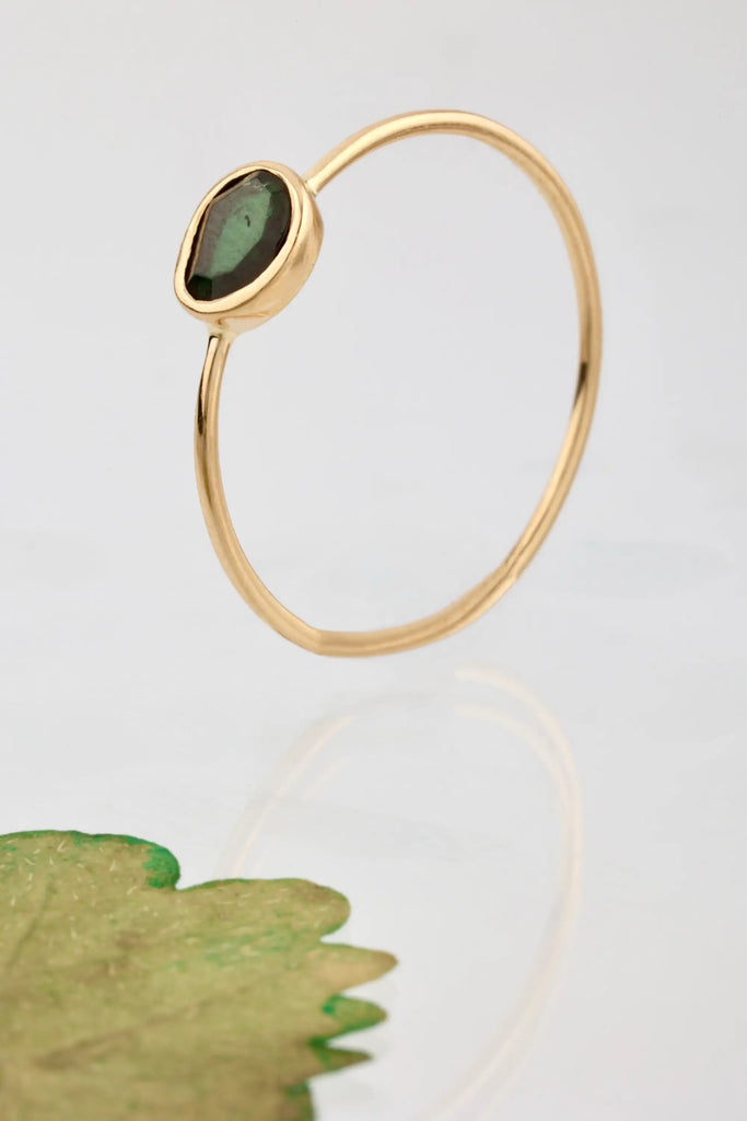 Bague saphir ovale or jaune - Vingt et un grammes